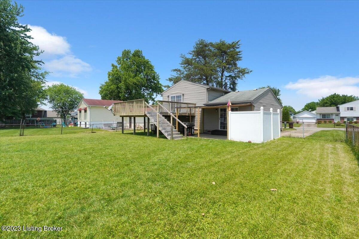5002 Oldshire Road Louisville, KY 40229 - Photo 34 of 38 34-5002 Oldshire Rd-133