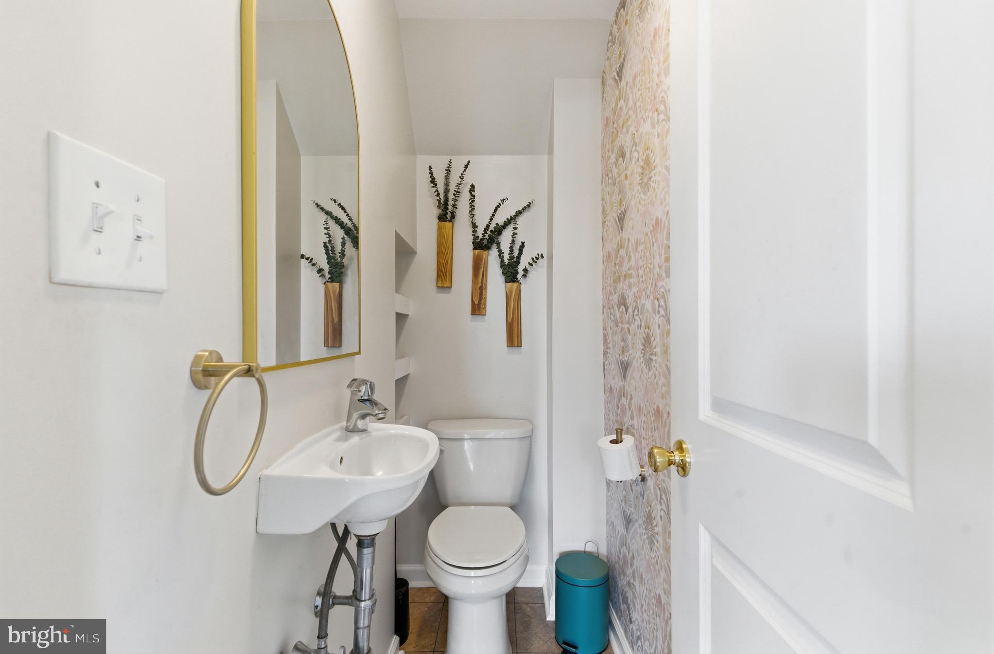 1202 Earlington Road Havertown, PA 19083 - Photo 15 of 49 1st Floor Power Room