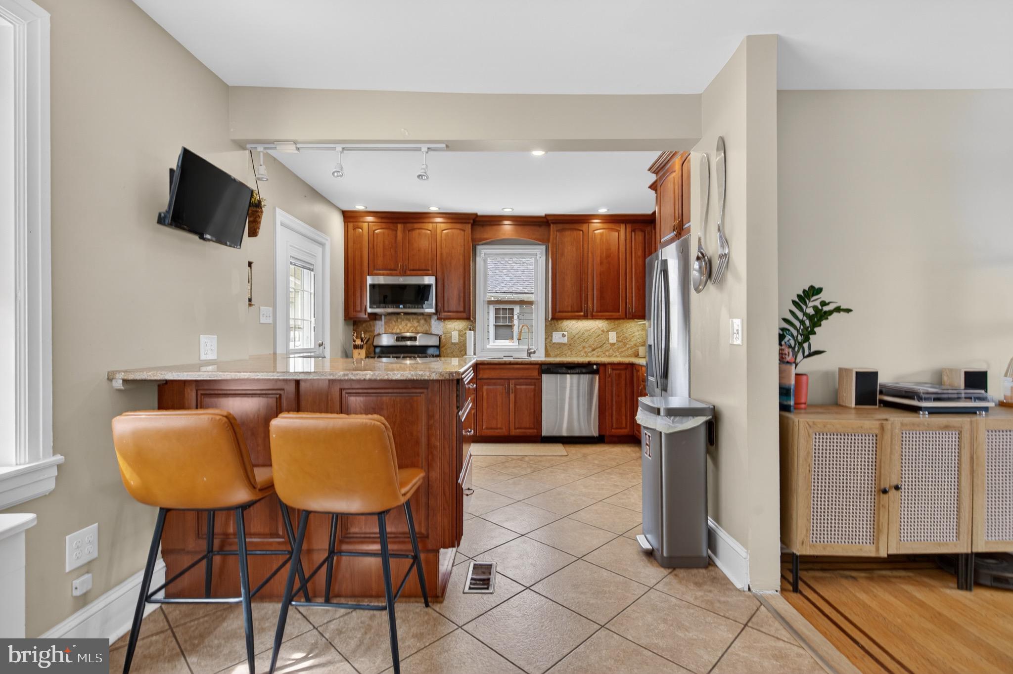 1202 Earlington Road Havertown, PA 19083 - Photo 9 of 49 Kitchen
