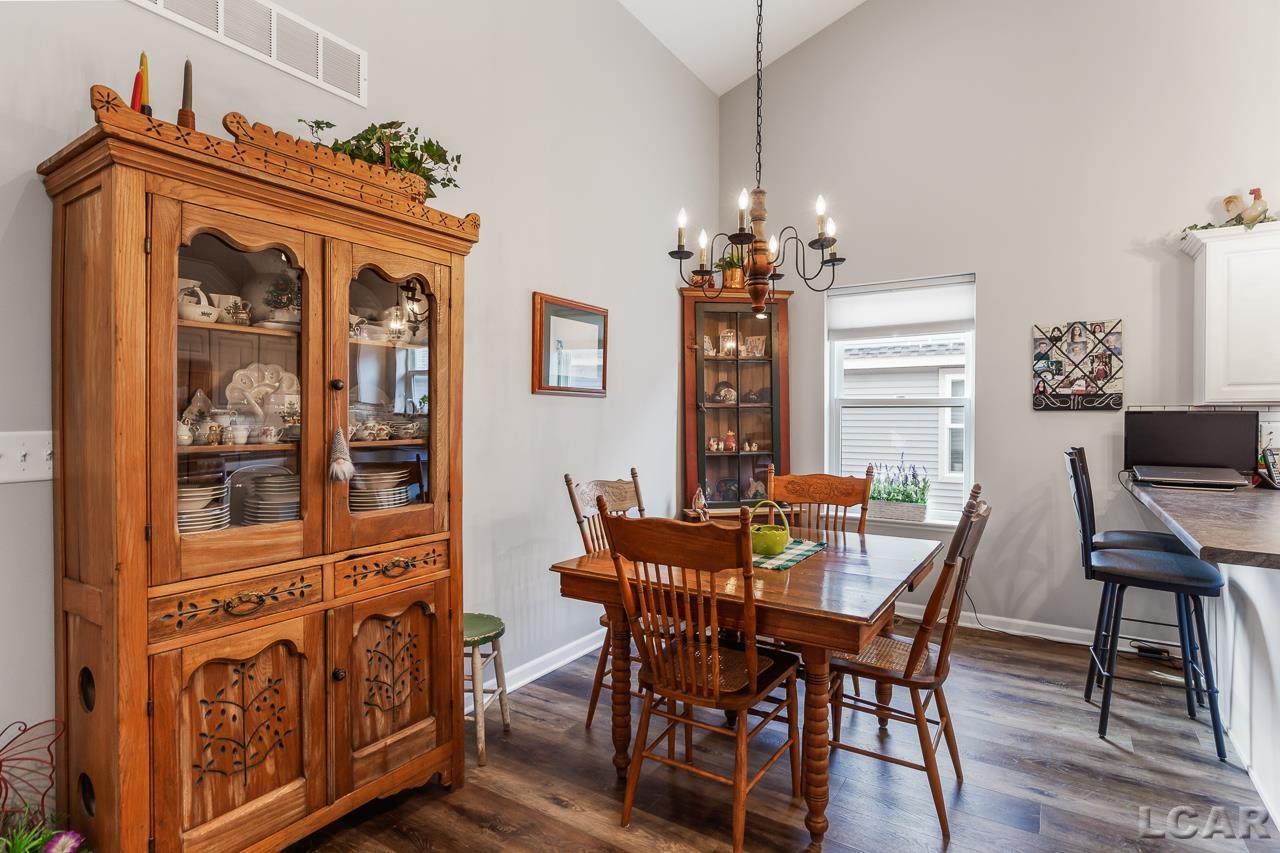 585 Ridge Lane Tecumseh, MI 49286 - Photo 6 of 35 50101954-5.JPG