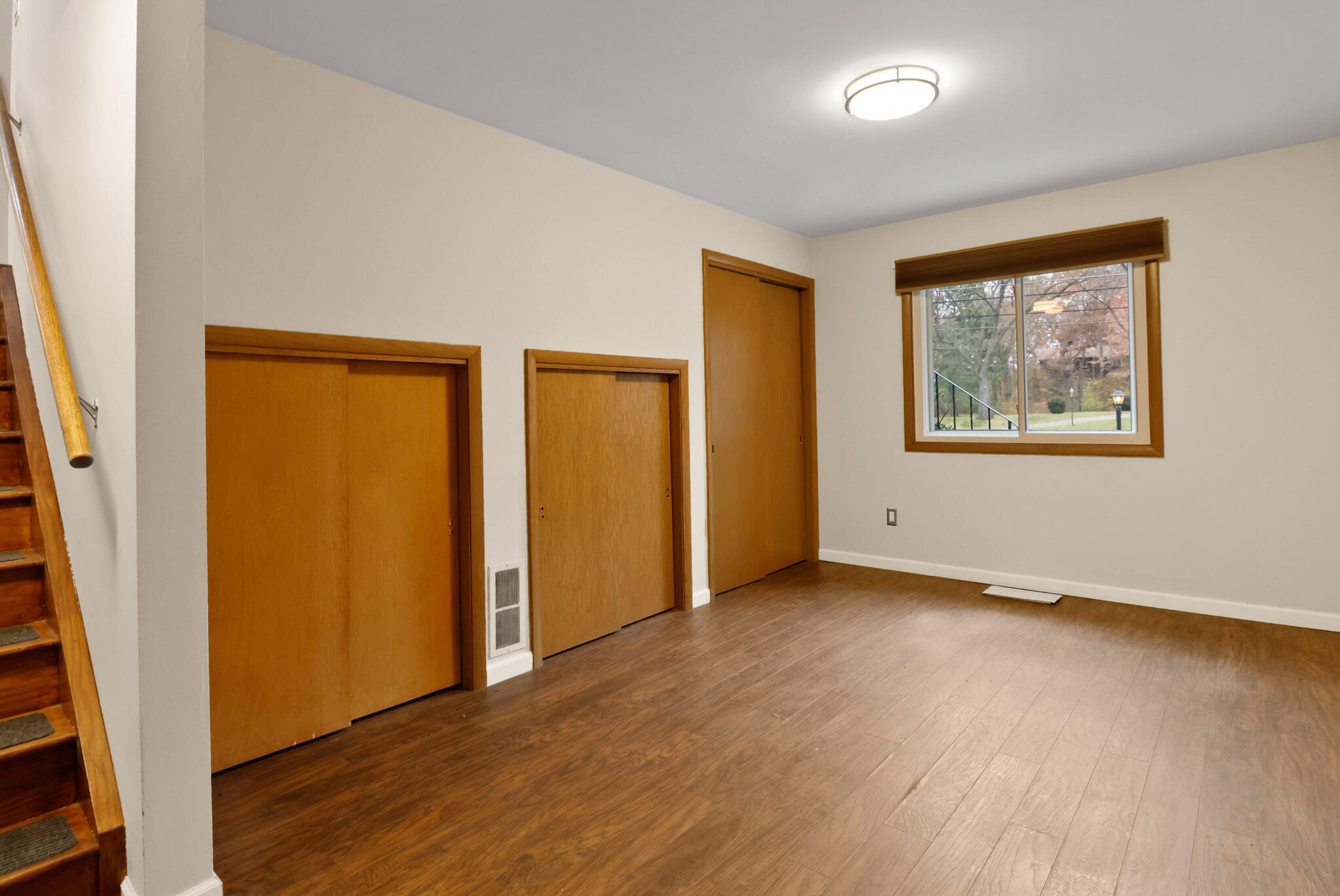 99 Diana Road Portage, IN 46368 - Photo 27 of 40 2048x1369