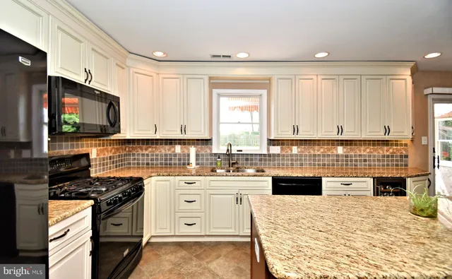 $750,000 | 102 Gwynmont Drive, North Wales, PA 19454