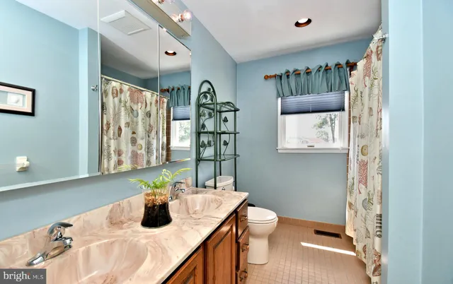 $750,000 | 102 Gwynmont Drive, North Wales, PA 19454