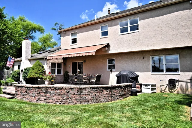 $750,000 | 102 Gwynmont Drive, North Wales, PA 19454