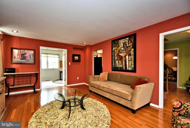 $750,000 | 102 Gwynmont Drive, North Wales, PA 19454