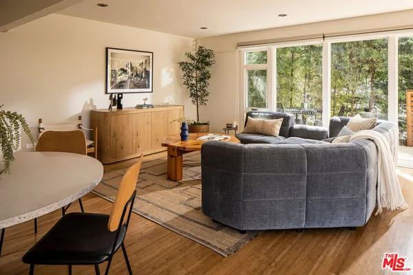 $1,895,000 | 3640 Multiview Drive, Los Angeles, CA 90068