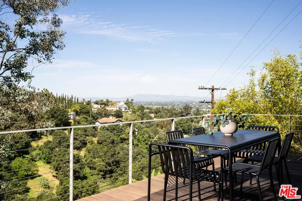 $1,895,000 | 3640 Multiview Drive, Los Angeles, CA 90068