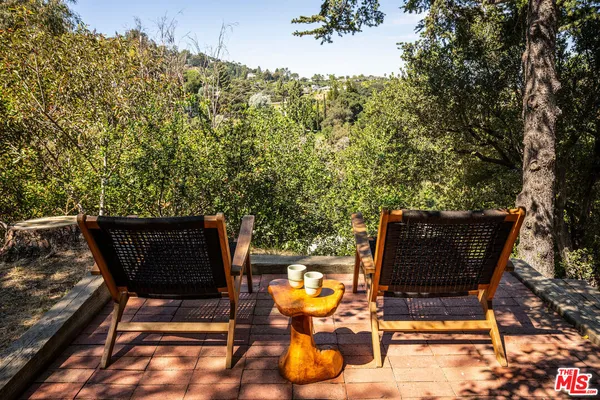 $1,895,000 | 3640 Multiview Drive, Los Angeles, CA 90068