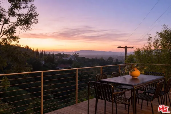 $1,895,000 | 3640 Multiview Drive, Los Angeles, CA 90068