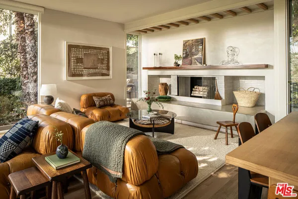 $1,895,000 | 3640 Multiview Drive, Los Angeles, CA 90068