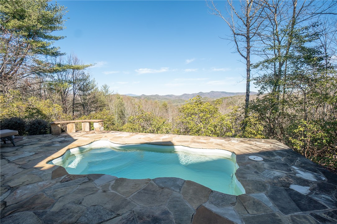 102 Teaberry Lane Sunset, SC 29685 - Photo 6 of 50 Gallery Image 6