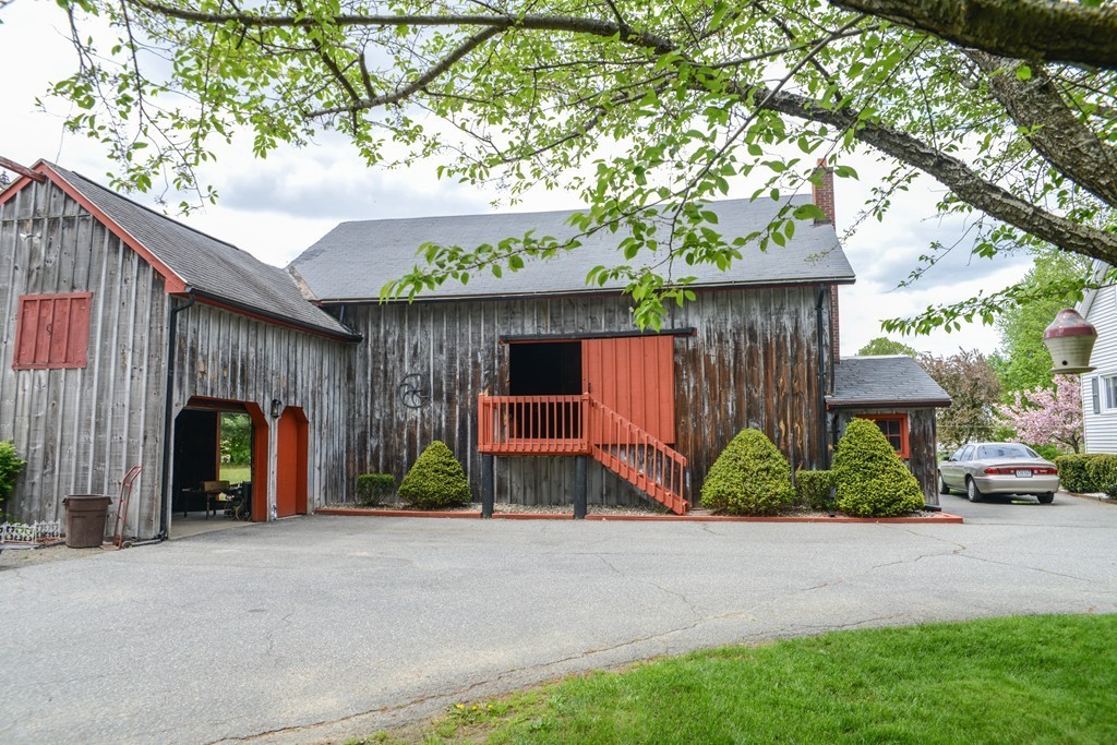 419 Little River Road Westfield, MA 01085 - Photo 5 of 21 Gallery Image 5