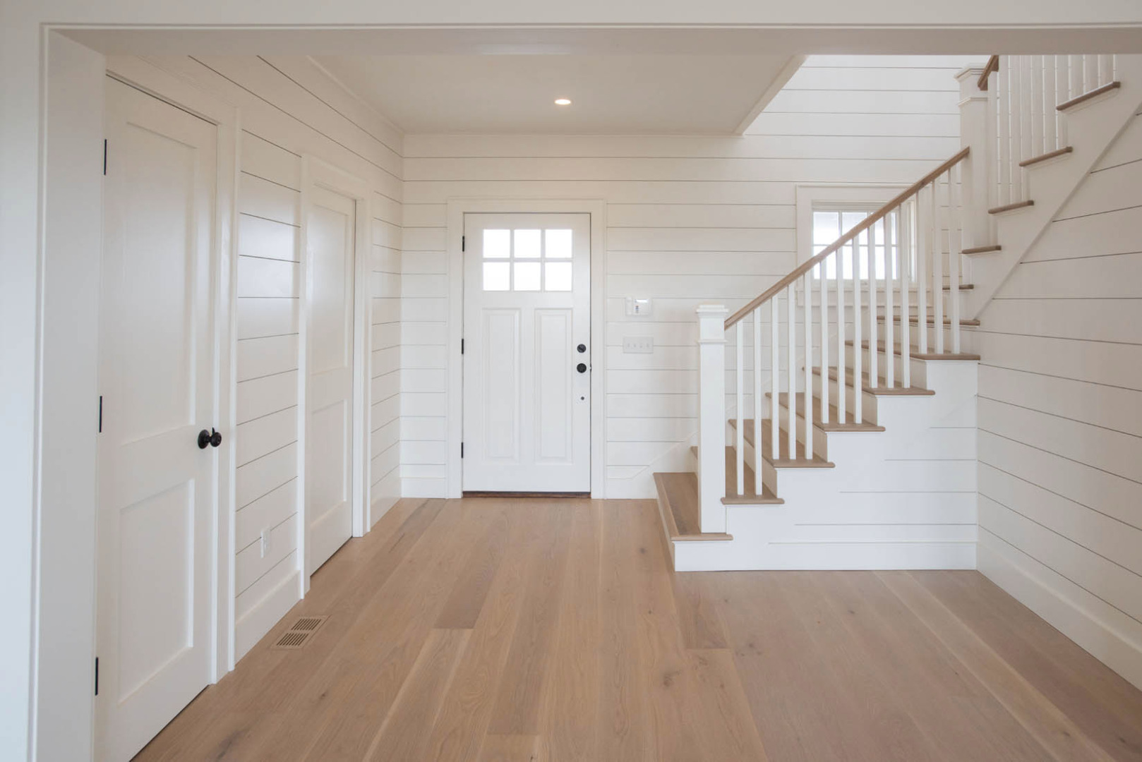 8 Coffin Road Nantucket, MA 02554 - Photo 4 of 19 Gallery Image 4