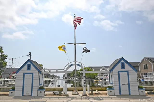 a view of building with yard