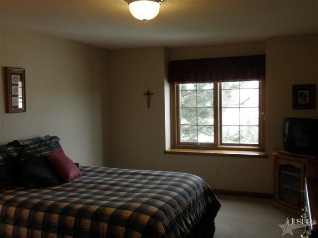 1619 Grey Birch Road Fort Wayne, IN 46814 - Photo 23 of 30