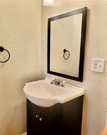 $250,000 | 825 North Buchanan Street, Maryville, MO 64468