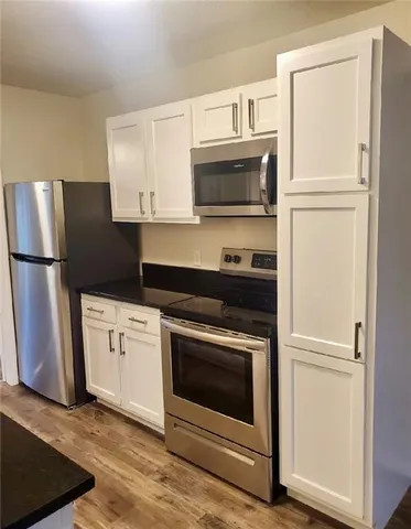 $300,000 | 825 North Buchanan Street, Maryville, MO 64468