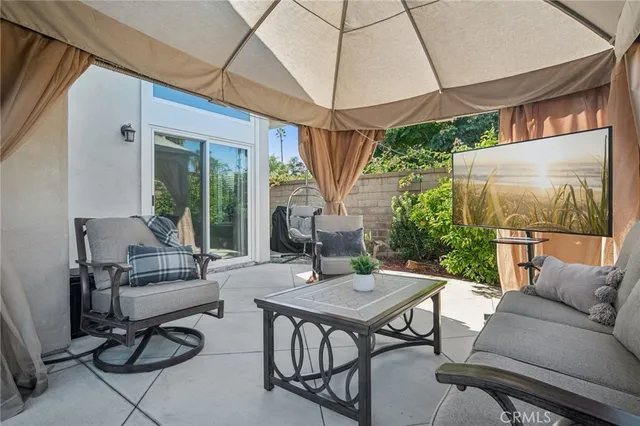 $1,469,000 | 27301 Monforte, Mission Viejo, CA 92692