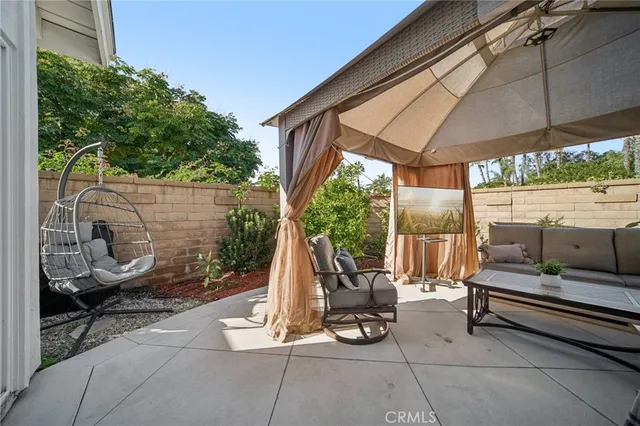 $1,469,000 | 27301 Monforte, Mission Viejo, CA 92692