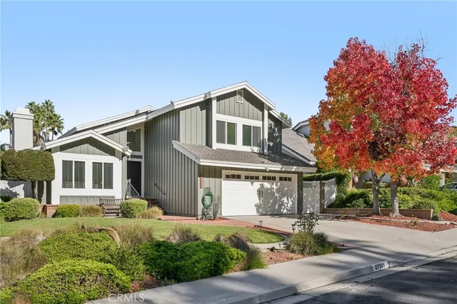 $1,469,000 | 27301 Monforte, Mission Viejo, CA 92692