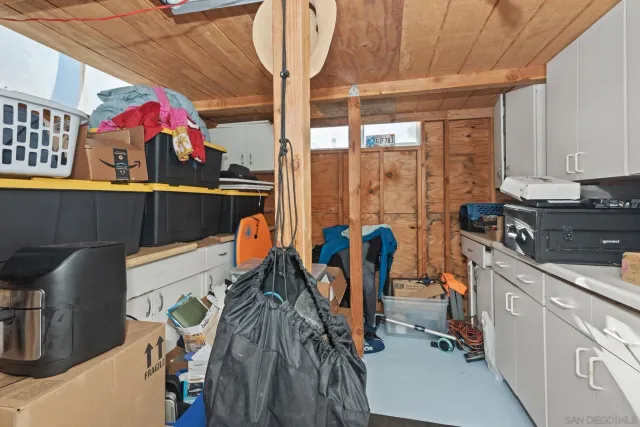 a view of an empty walk in closet