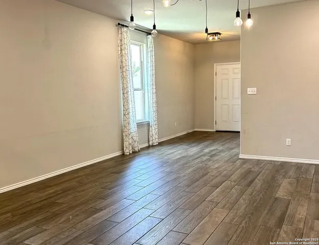 $275,000 | 7879 Abbey Place, San Antonio, TX 78218