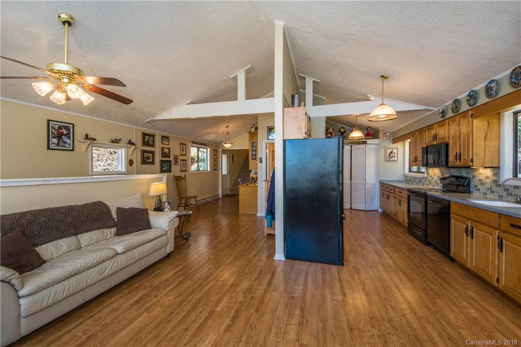 974 Mt Chalet Road Canton, NC 28716 - Photo 14 of 33 Gallery Image 14