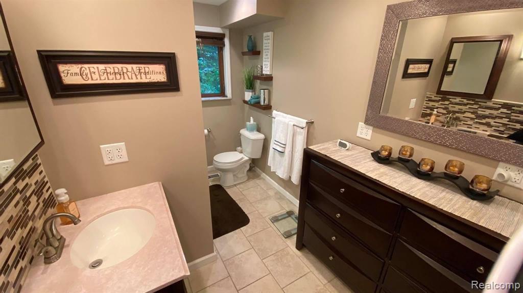 50630 Sass Road Chesterfield, MI 48047 - Photo 24 of 39
