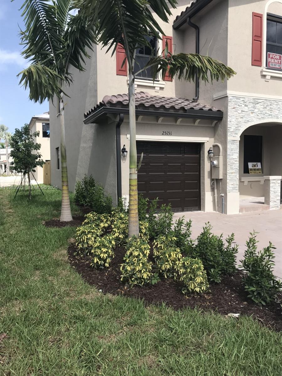 25151 Southwest 114th Avenue Homestead, FL 33032 - Photo 2 of 10