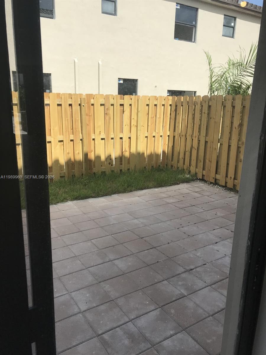 25151 Southwest 114th Avenue Homestead, FL 33032 - Photo 4 of 10