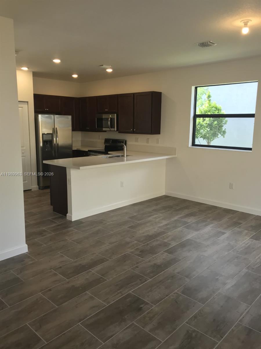 25151 Southwest 114th Avenue Homestead, FL 33032 - Photo 6 of 10