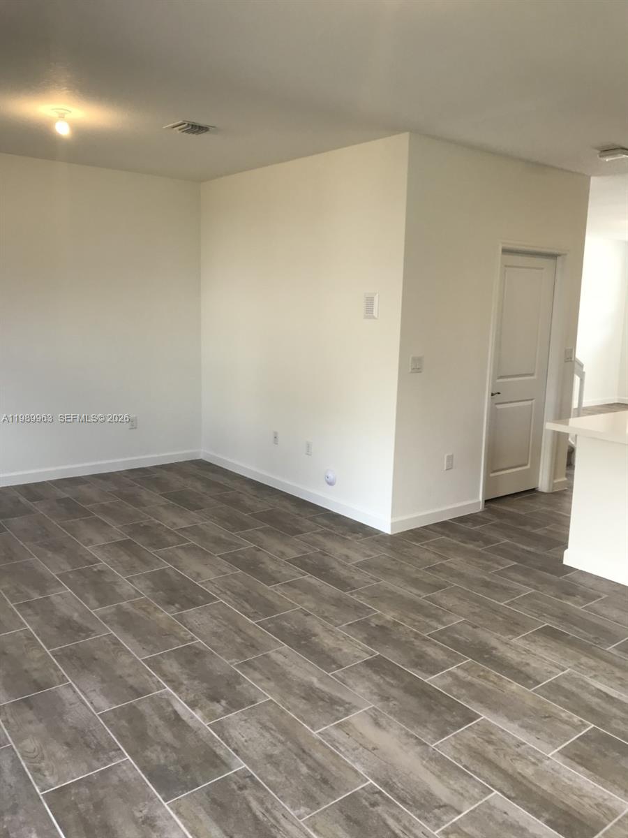 25151 Southwest 114th Avenue Homestead, FL 33032 - Photo 8 of 10