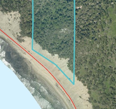 3744 Highway 1 Pescadero, CA 94060 - Photo 26 of 32 a view of a balcony with an outdoor space