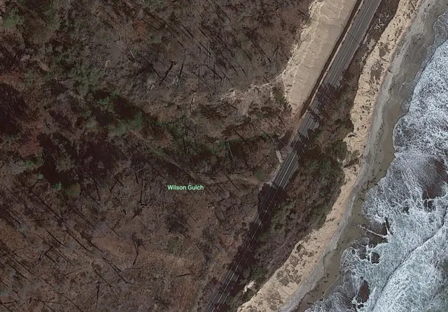 a view of a tennis court