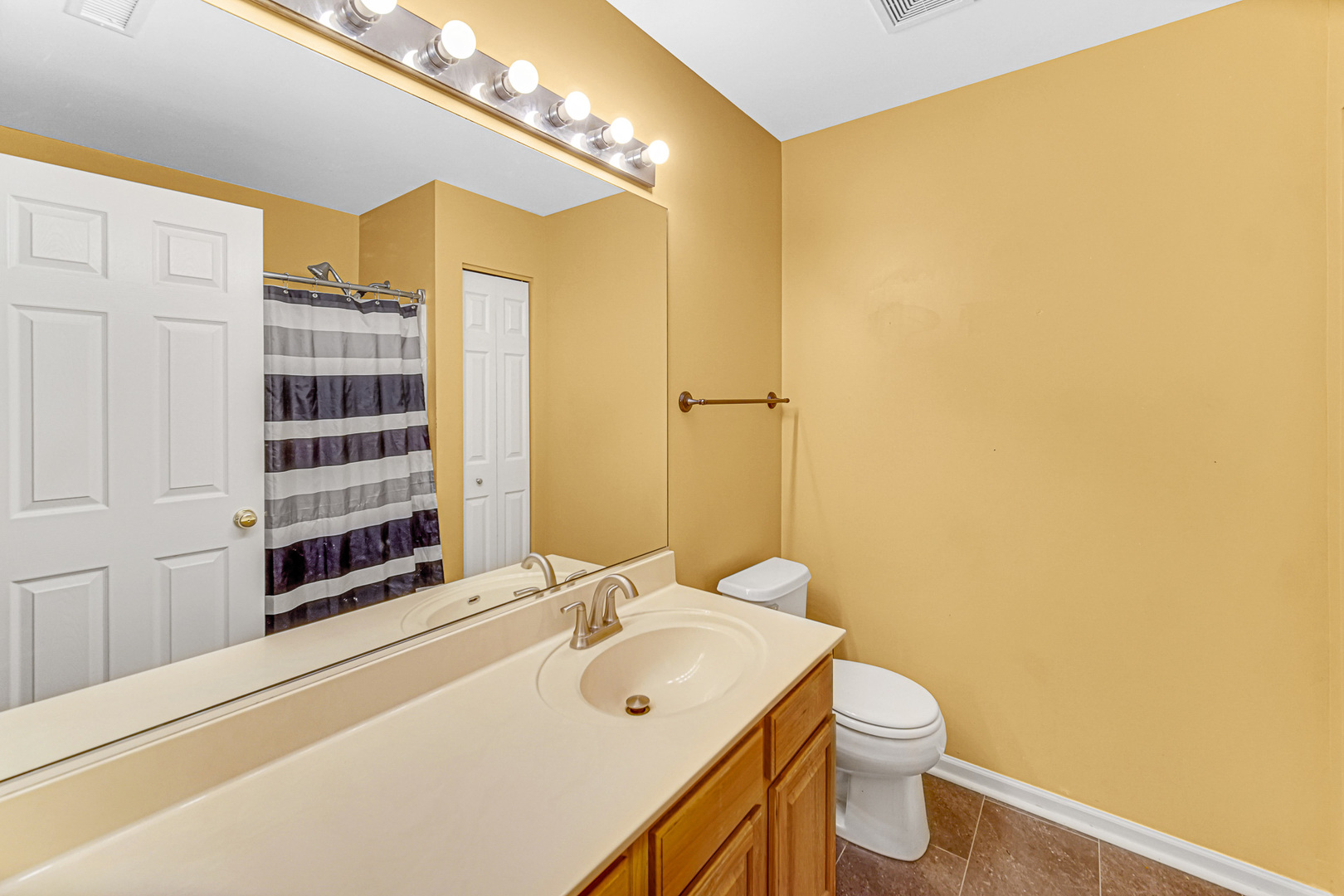 2967 Impressions Drive Lake In The Hills, IL 60156 - Photo 14 of 24