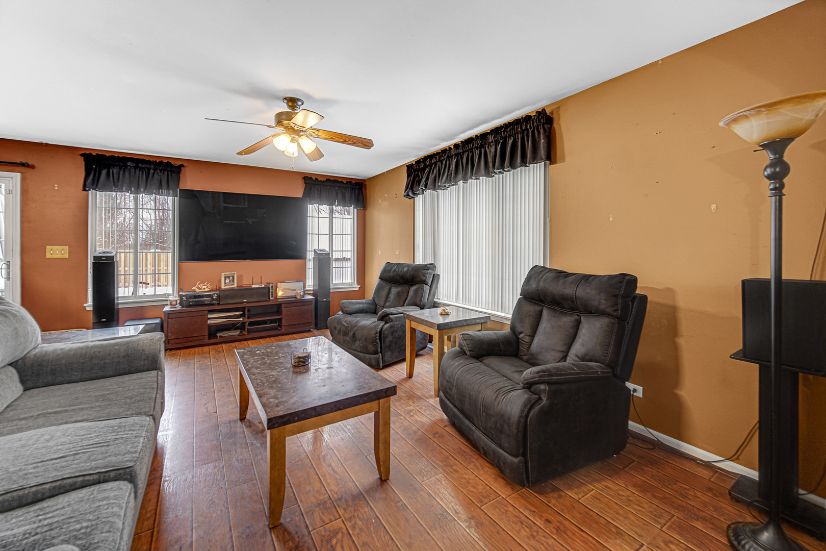 2967 Impressions Drive Lake In The Hills, IL 60156 - Photo 5 of 24