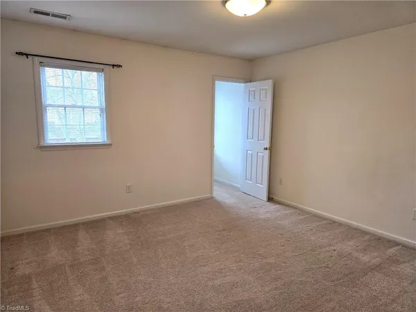 $1,800 | 7532 Riverside Court, Clemmons, NC 27012