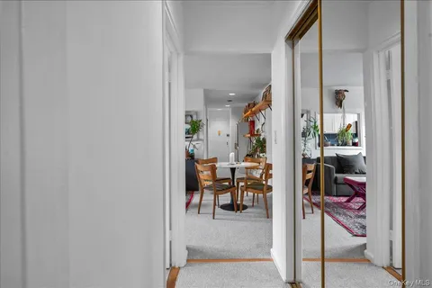 $199,000 | 9 Bryant Crescent, Unit 2F, White Plains, NY 10605