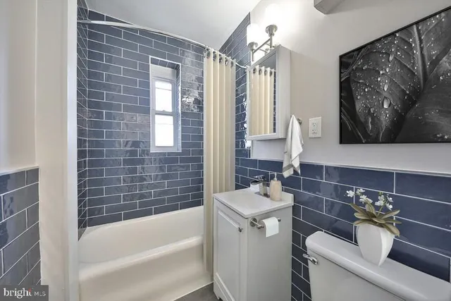 $1,695 | 4247 Locust Street, Unit 1B313, Philadelphia, PA 19104