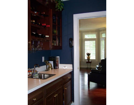 23 High Ridge Circle Franklin, MA 02038 - Photo 8 of 29 Gallery Image 8