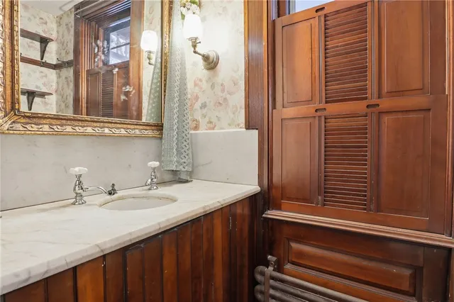 $475,000 | 160 Cuyler Street, Palmyra, NY 14522