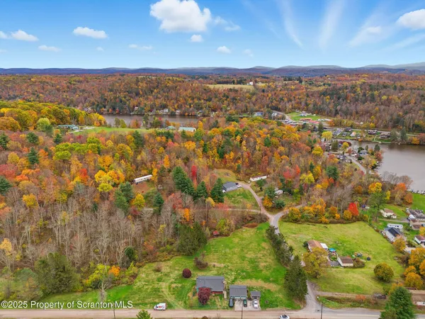 $359,900 | 330 Pedrick Road, Nicholson, PA 18446