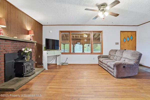 $359,900 | 330 Pedrick Road, Nicholson, PA 18446