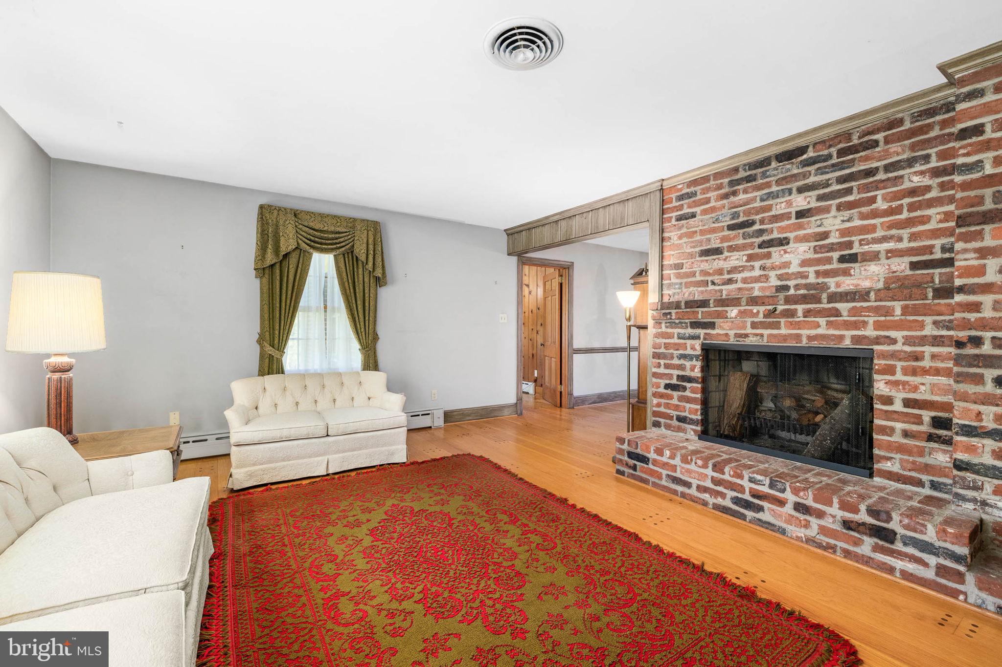 440 Brooke Road Fredericksburg, VA 22405 - Photo 4 of 64 Gallery Image 4