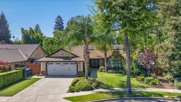 $659,850 | 6495 North Vagedes Avenue, Fresno, CA 93711