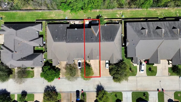 $279,999 | 10342 Solitaire Circle, Houston, TX 77070