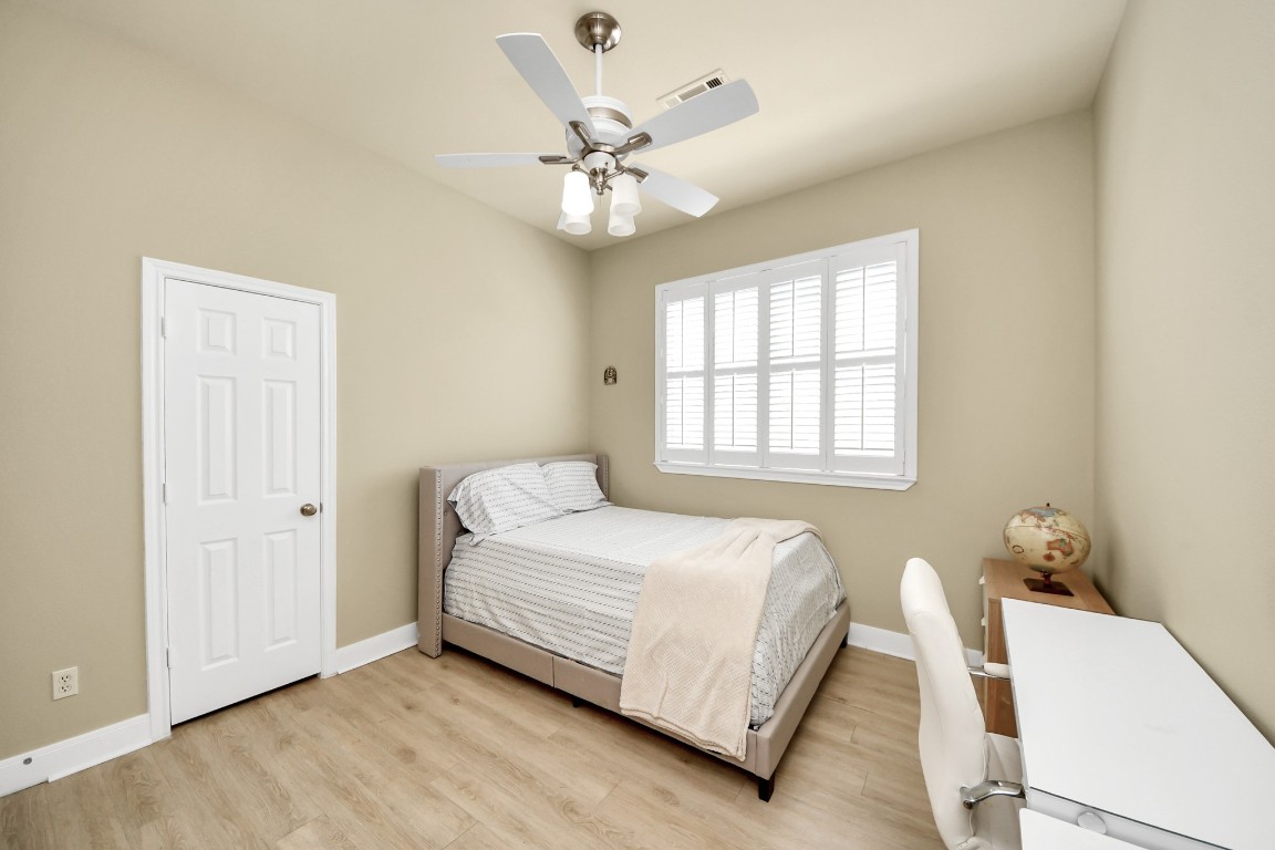 10342 Solitaire Circle Houston, TX 77070 - Photo 25 of 28