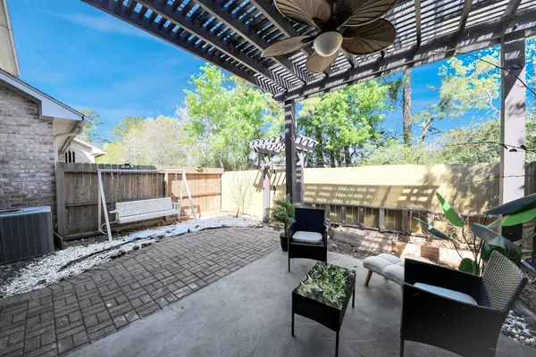 $279,999 | 10342 Solitaire Circle, Houston, TX 77070