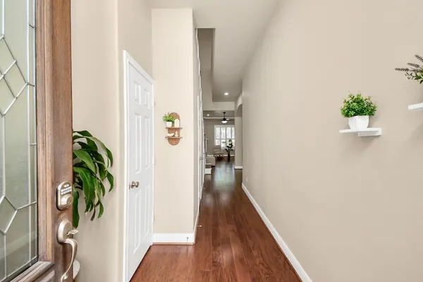 $279,999 | 10342 Solitaire Circle, Houston, TX 77070