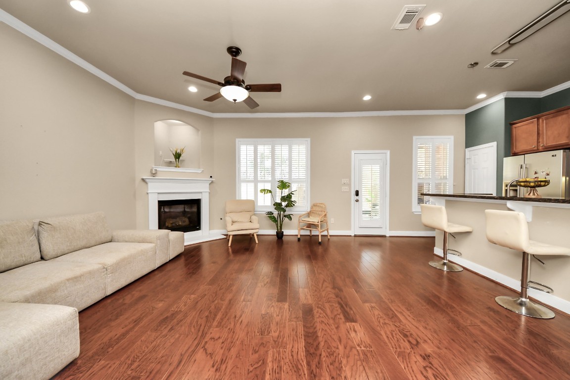 10342 Solitaire Circle Houston, TX 77070 - Photo 6 of 28